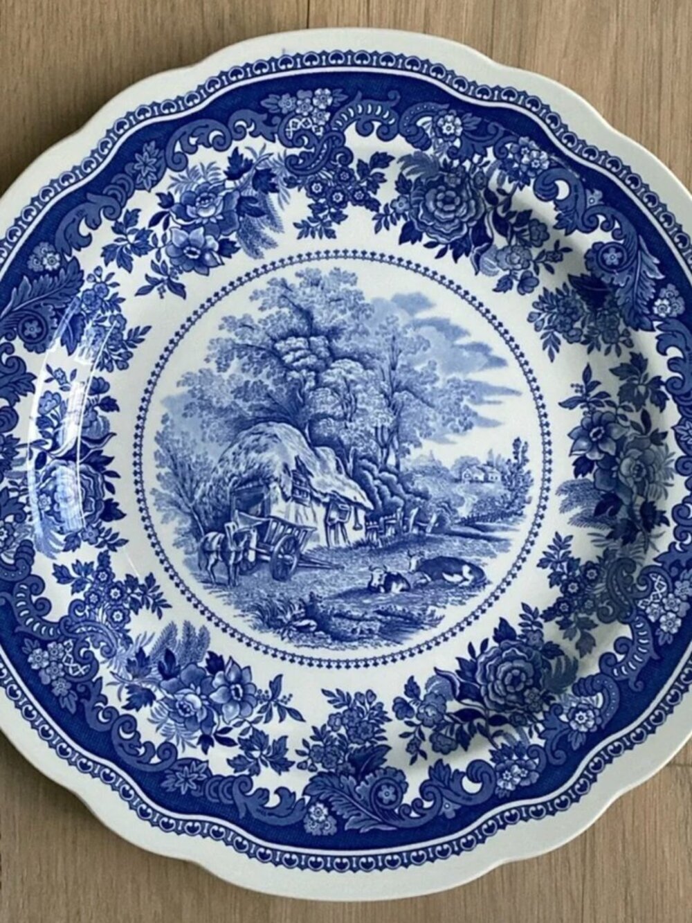 Spode Blue Room Collection "Hay Barn" English Countryside Collector Plate